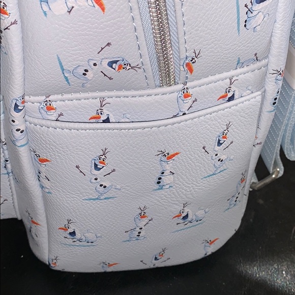 disney loungefly olaf backpack